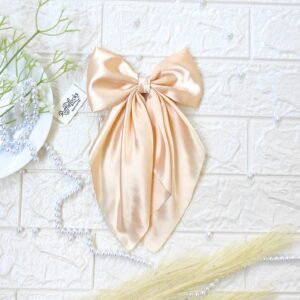 Cream tail Bow Clips